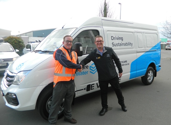 LDV handover 3 Andy Hart web version4